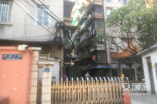 牛奶廠街小區(qū)深度解析 優(yōu)點(diǎn)、不足與經(jīng)紀(jì)人評(píng)價(jià)
